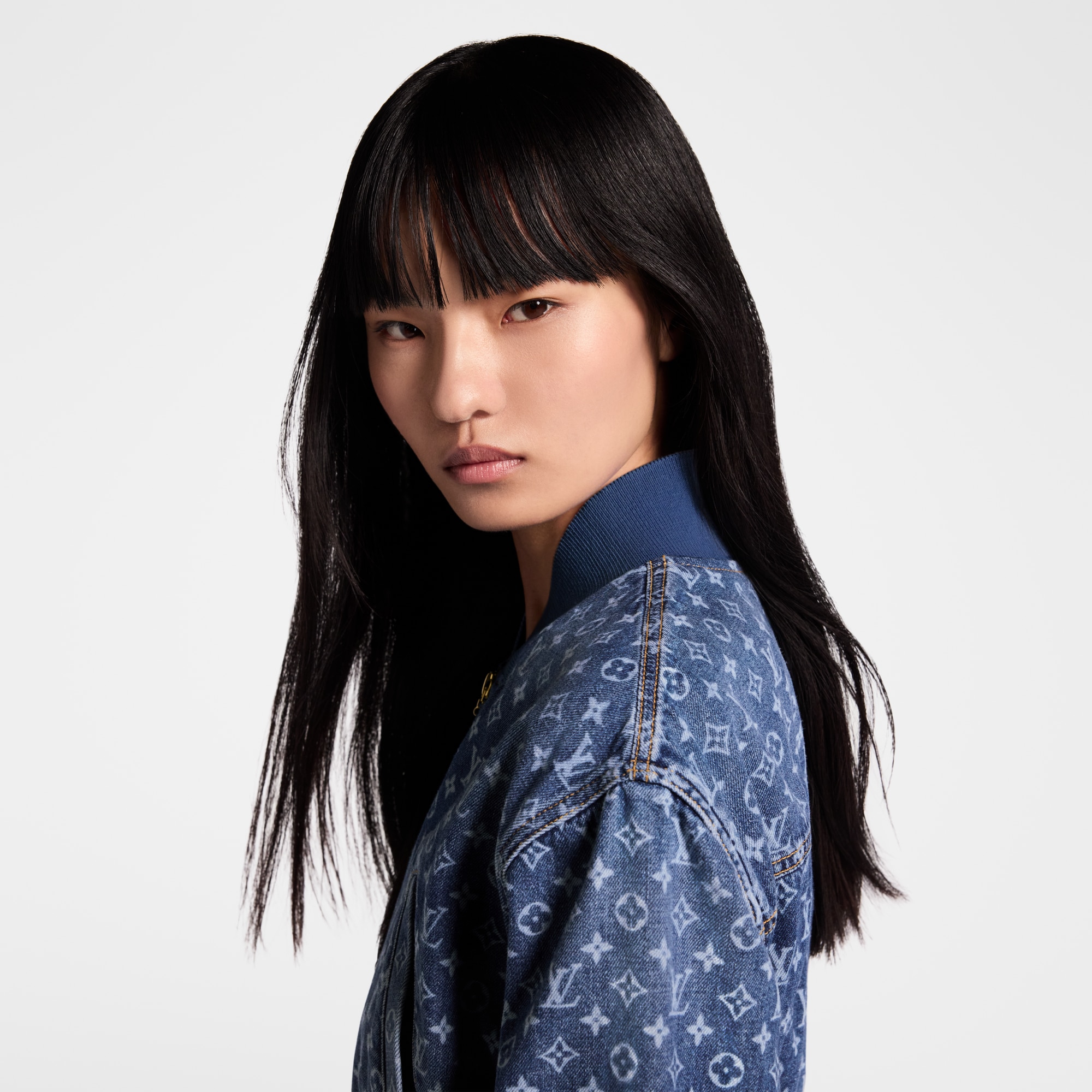 Cazadora bomber vaquera Monogram  Mujer Prêt-à-Porter Abrigos y chaquetas | LOUIS VUITTON (Zoom de producto)