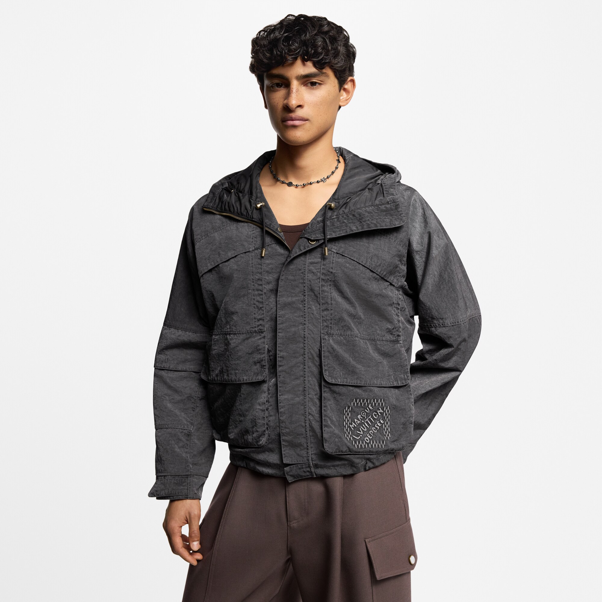Cazadora técnica teñida en prenda  Hombre Prêt-à-Porter Cazadoras y abrigos | LOUIS VUITTON (Zoom de producto)