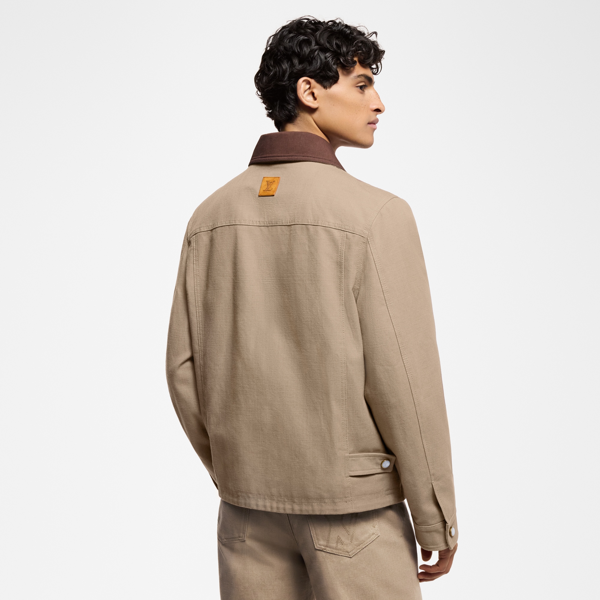 Cazadora utilitaria en lona de algodón  Hombre Prêt-à-Porter Cazadoras y abrigos | LOUIS VUITTON (Zoom de producto)