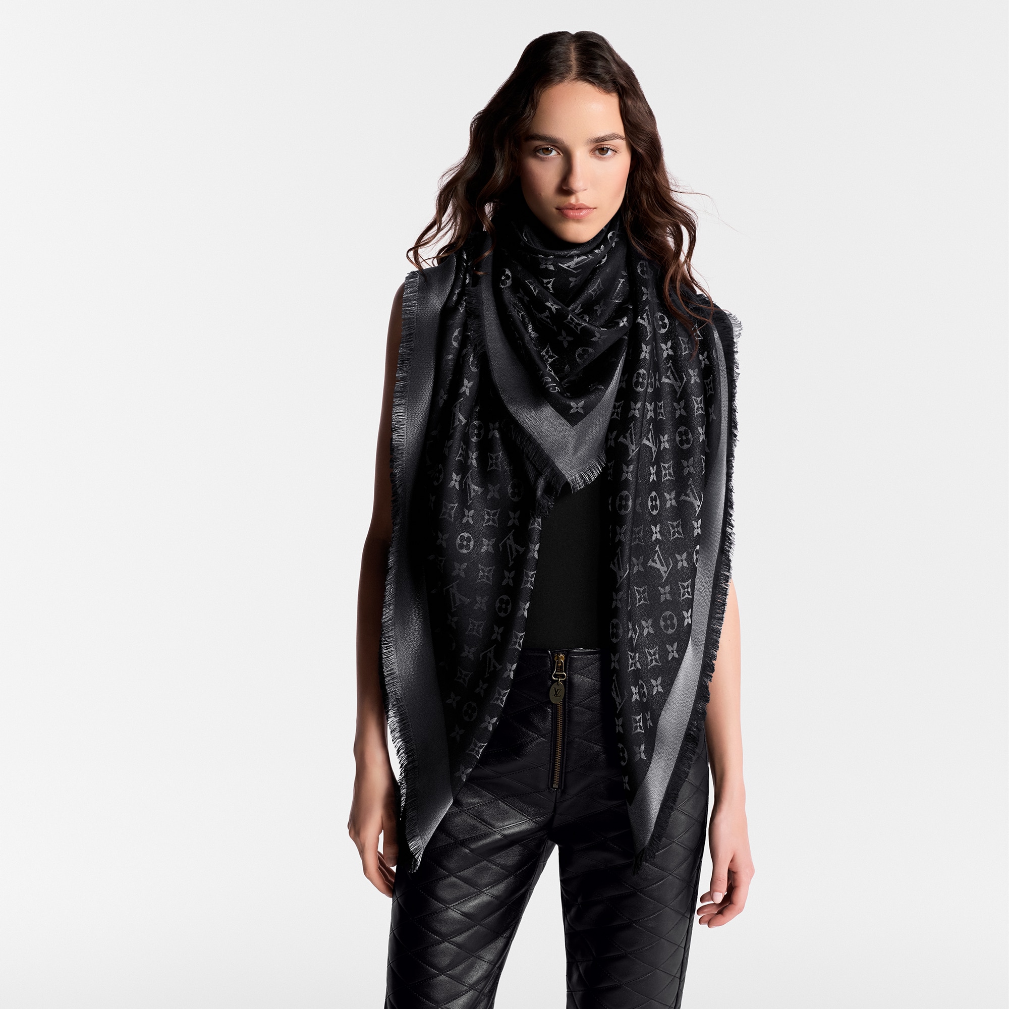 Chal Monogram Shine S00 Mujer Accesorios Chales y estolas | LOUIS VUITTON (Zoom de producto)