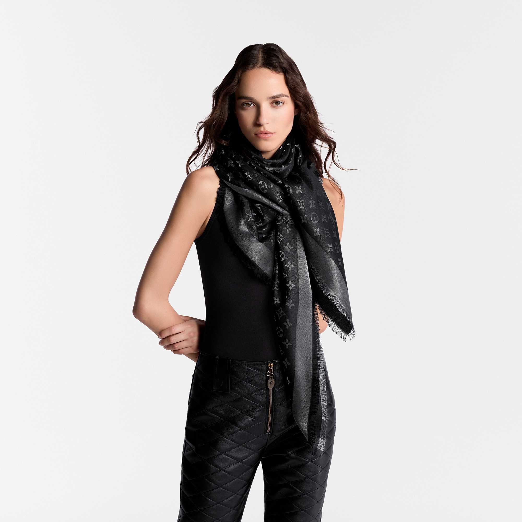 Chal Monogram Shine S00 Mujer Accesorios Chales y estolas | LOUIS VUITTON (Zoom de producto)