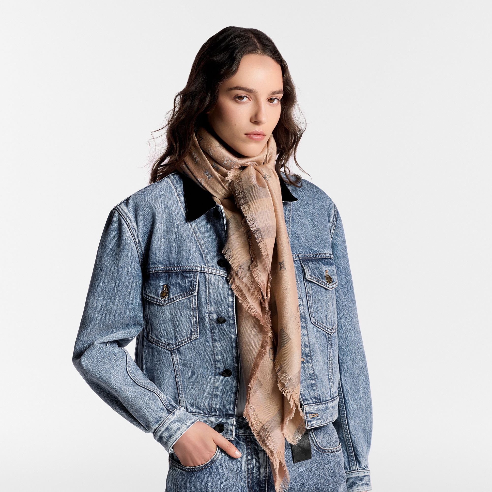 Chal So Shine Monogram S00 Mujer Accesorios Chales y estolas | LOUIS VUITTON (Zoom de producto)