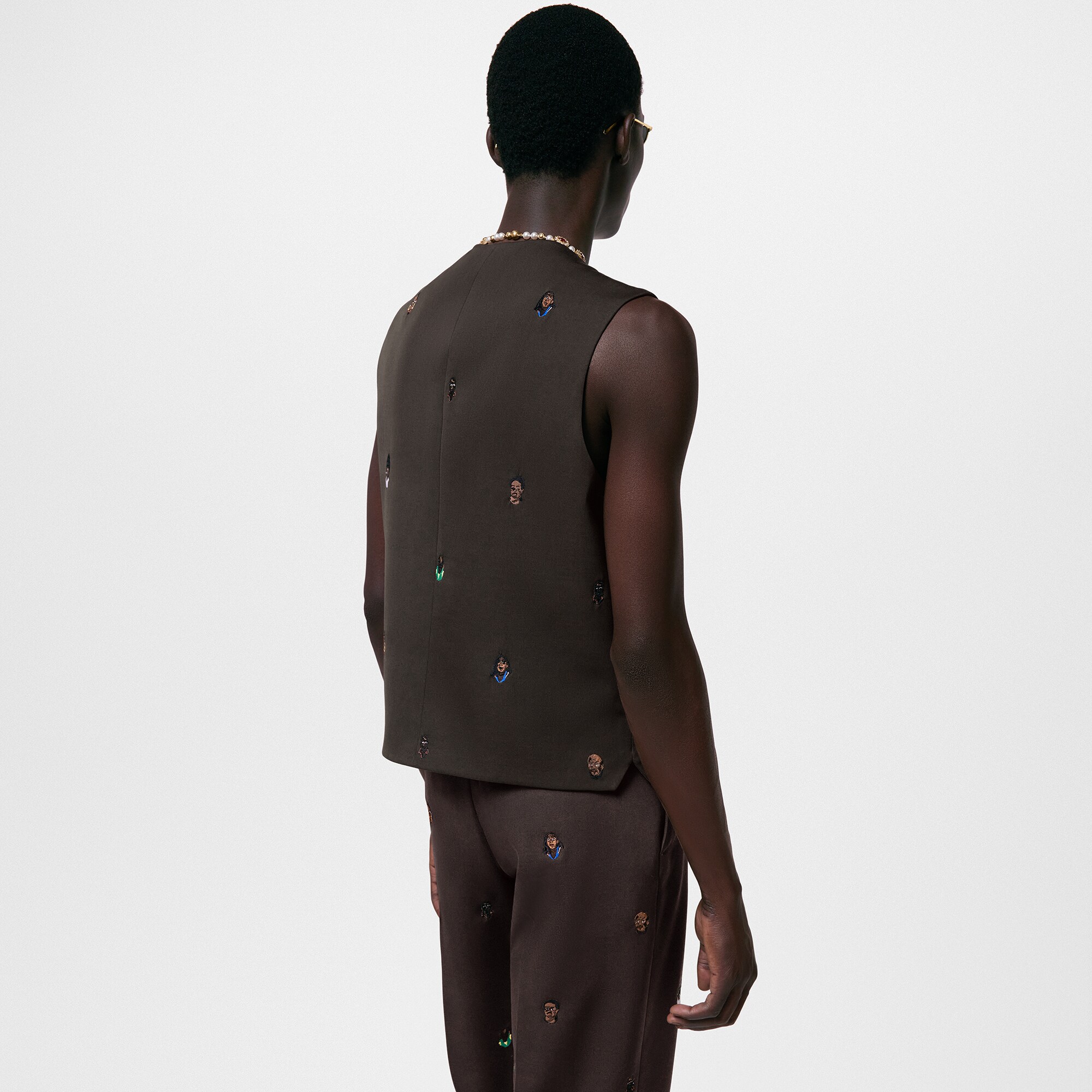 Chaleco clásico bordado  Hombre Prêt-à-Porter Cazadoras y abrigos | LOUIS VUITTON (Zoom de producto)