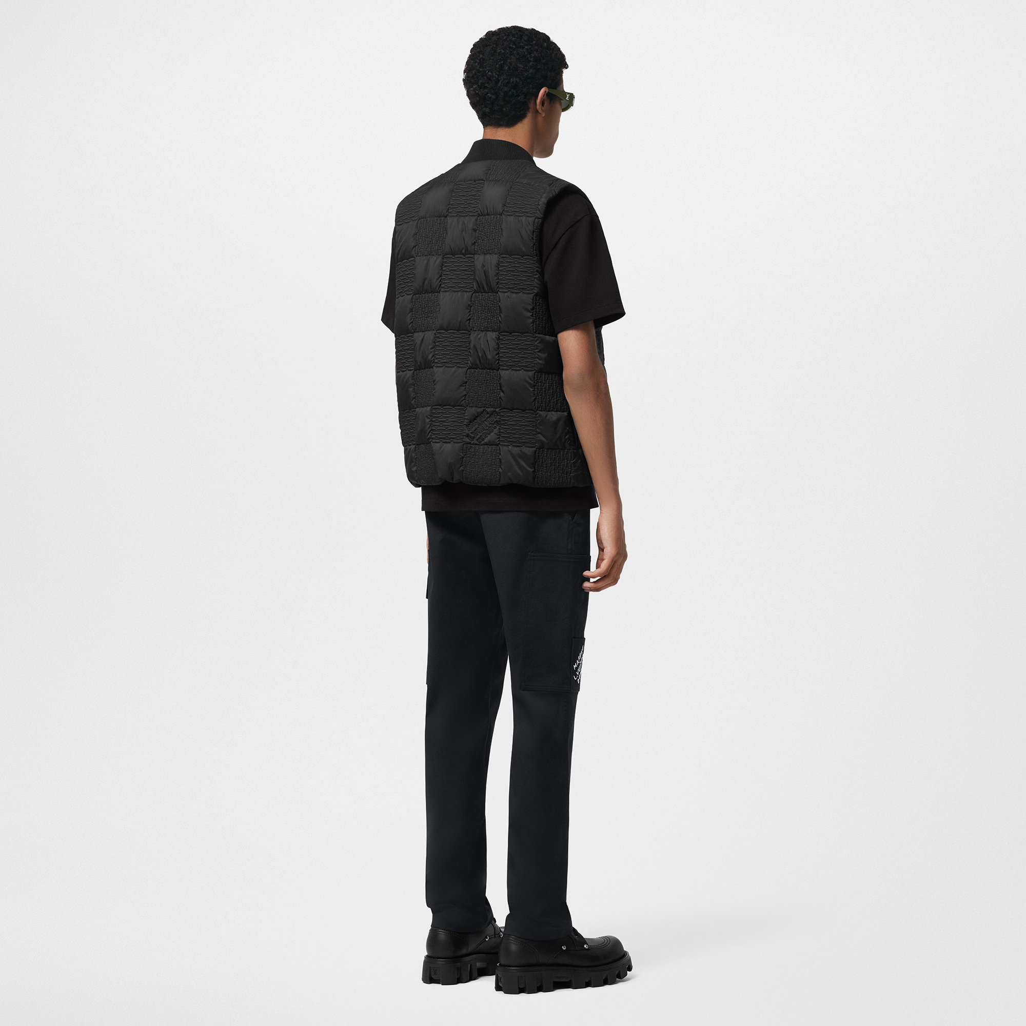 Chaleco Damier de nailon acolchado  Hombre Prêt-à-Porter Cazadoras y abrigos | LOUIS VUITTON (Zoom de producto)
