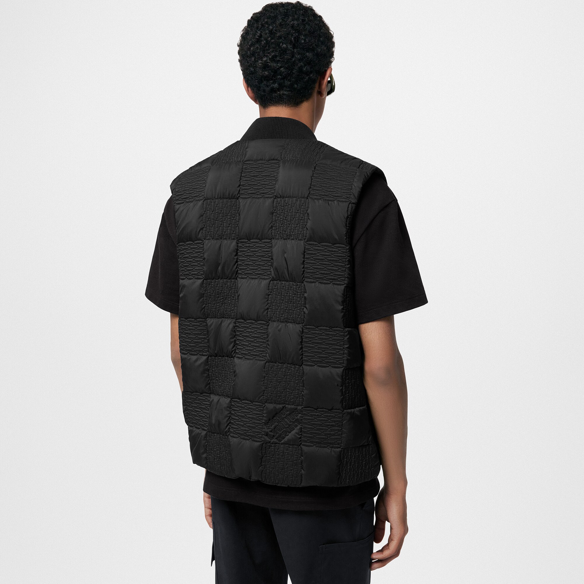Chaleco Damier de nailon acolchado  Hombre Prêt-à-Porter Cazadoras y abrigos | LOUIS VUITTON (Zoom de producto)