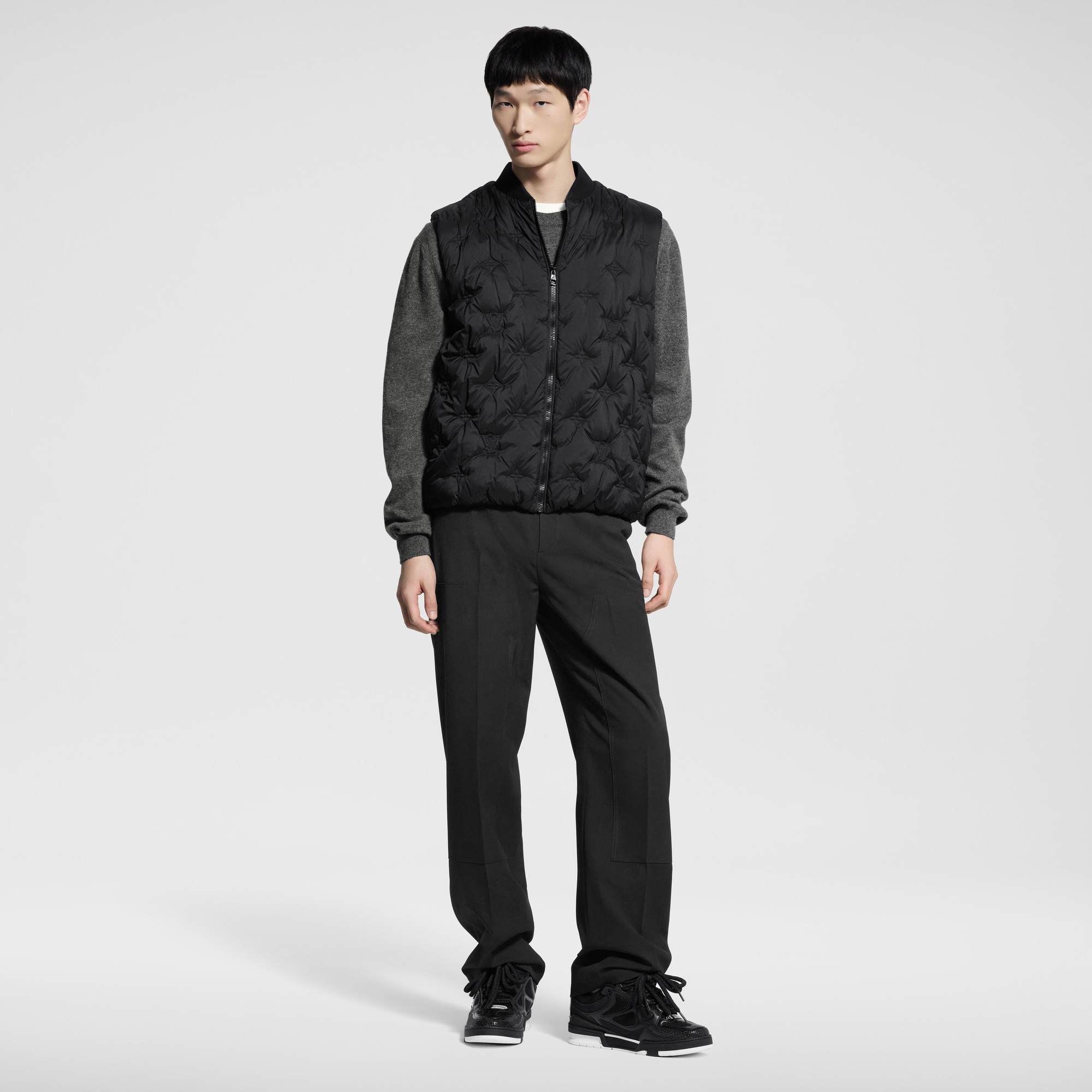 Chaleco Monogram de nailon acolchado  Hombre Prêt-à-Porter Cazadoras y abrigos | LOUIS VUITTON (Zoom de producto)