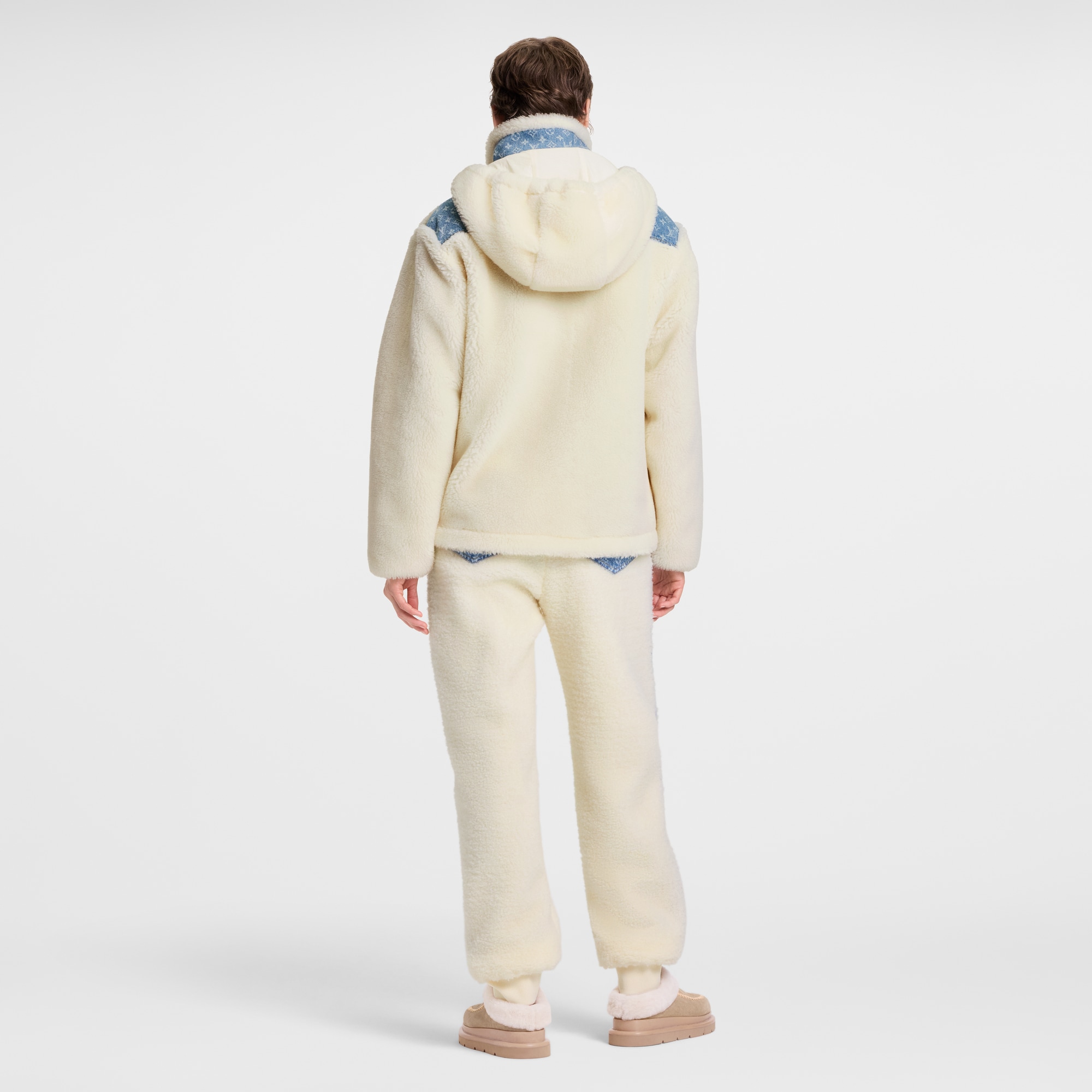 Chaqueta de felpa con detalle Monogram  Mujer Prêt-à-Porter Abrigos y chaquetas | LOUIS VUITTON (Zoom de producto)