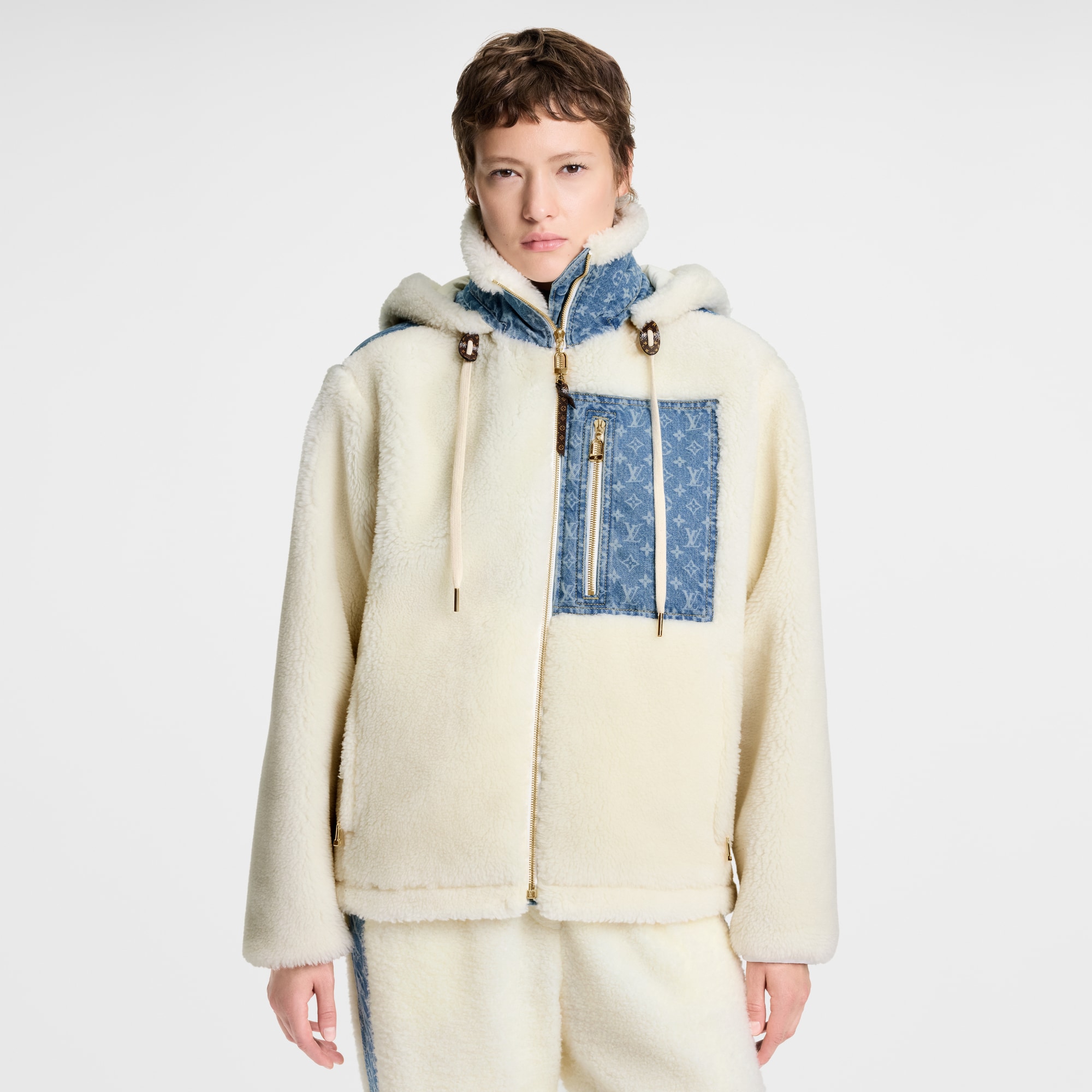Chaqueta de felpa con detalle Monogram  Mujer Prêt-à-Porter Abrigos y chaquetas | LOUIS VUITTON (Zoom de producto)