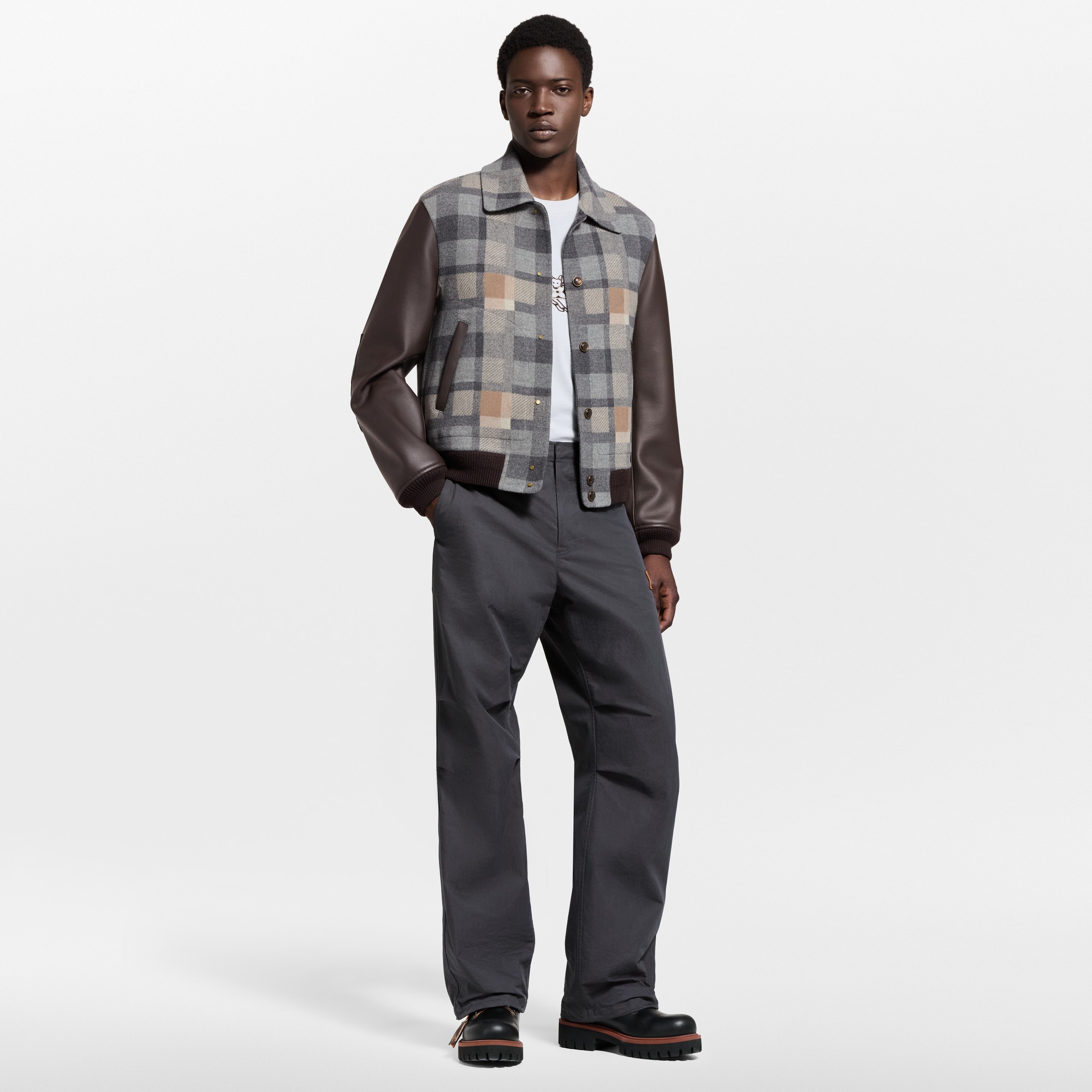 Chaqueta universitaria con detalles en piel  Hombre Prêt-à-Porter Cazadoras y abrigos | LOUIS VUITTON (Zoom de producto)