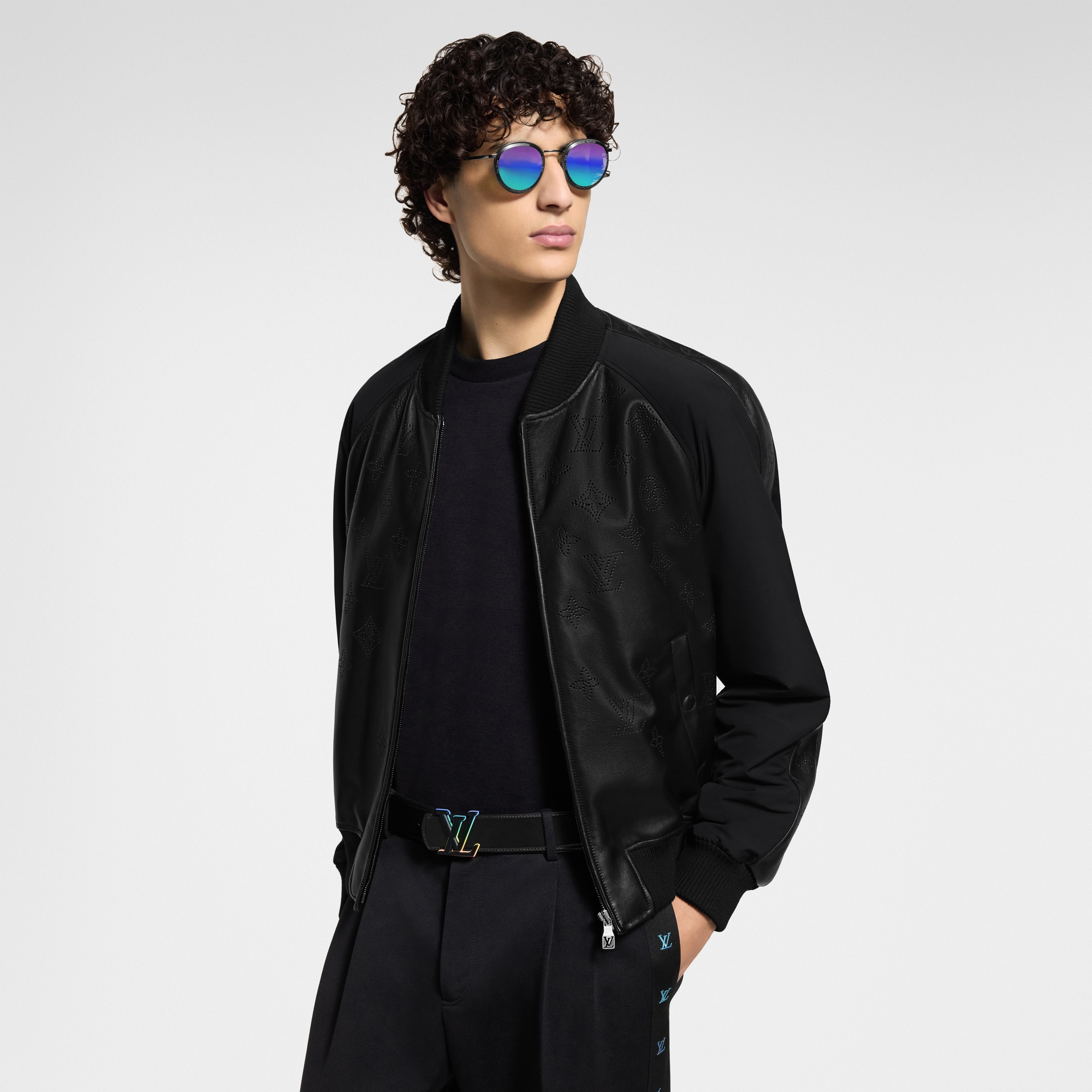 Cinturón reversible LV Dimension de 4 cm  Hombre Accesorios Cinturones | LOUIS VUITTON (Zoom de producto)