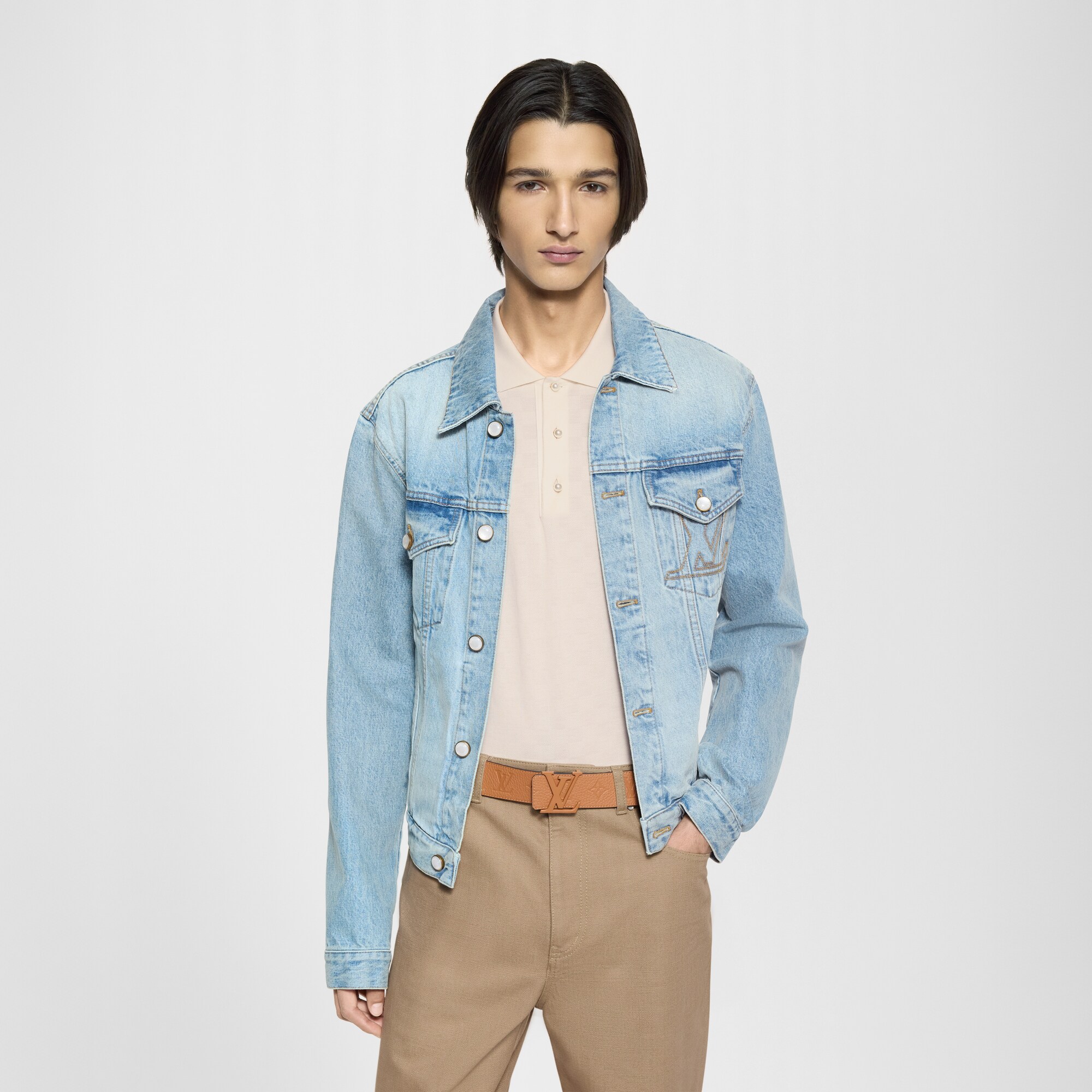 Cinturón reversible LV Initiales Taurillon Monogram de 4 cm  Hombre Accesorios Cinturones | LOUIS VUITTON (Zoom de producto)