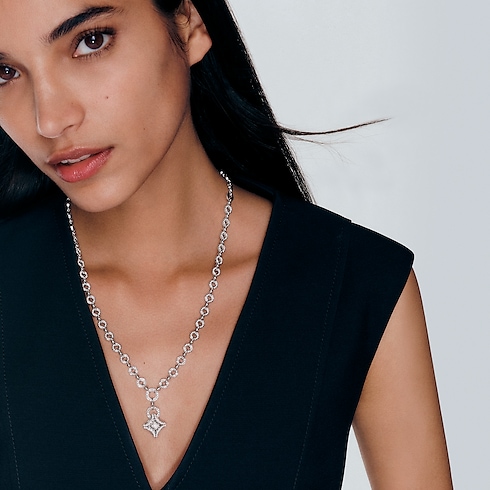 Colgante Ever Blossom de oro blanco y diamantes Les Extraordinaires Joyería Collares y colgantes | LOUIS VUITTON (Zoom de producto)