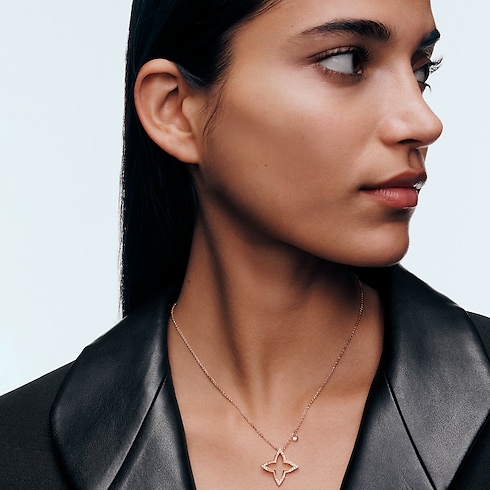 Colgante Ombre Blossom de oro rosa y diamantes Joyería Categorías Collares y colgantes | LOUIS VUITTON (Zoom de producto)