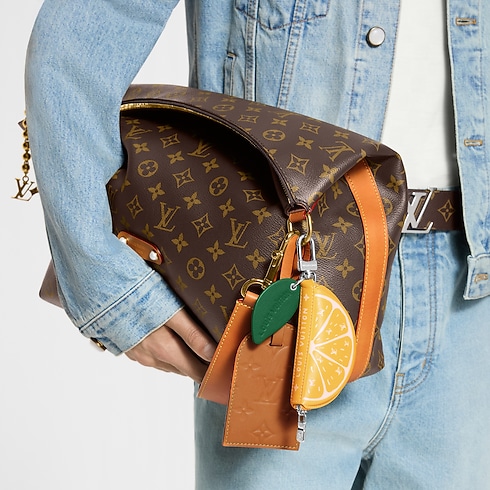 Colgante para bolso LV Lemon S00 Hombre Accesorios Llaveros y charms | LOUIS VUITTON (Zoom de producto)