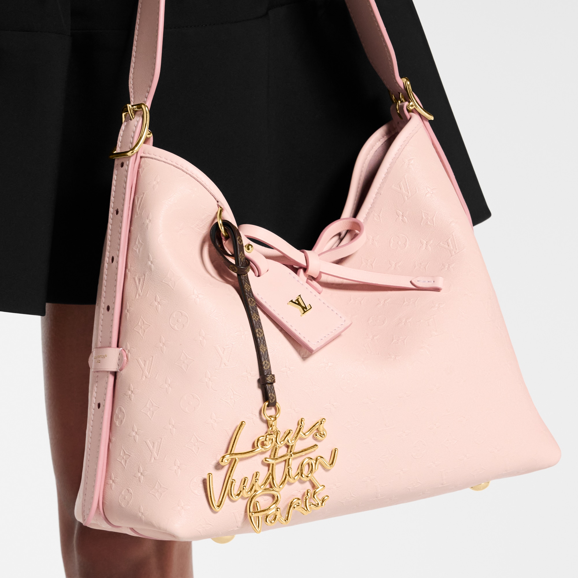 Colgante para bolso LV Lettering S00 Mujer Accesorios Llaveros y charms | LOUIS VUITTON (Zoom de producto)
