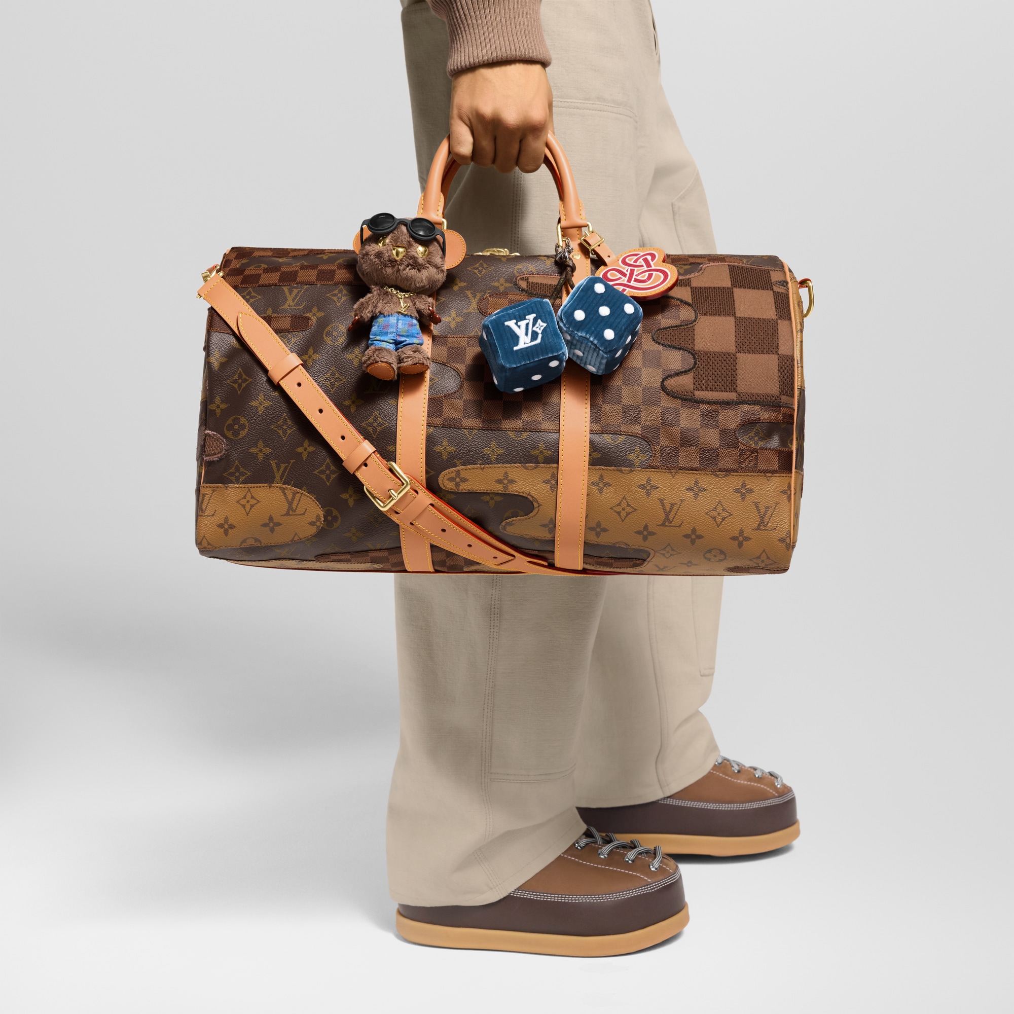 Colgante para bolso LV Louis Bear S00 Hombre Accesorios Llaveros y charms | LOUIS VUITTON (Zoom de producto)