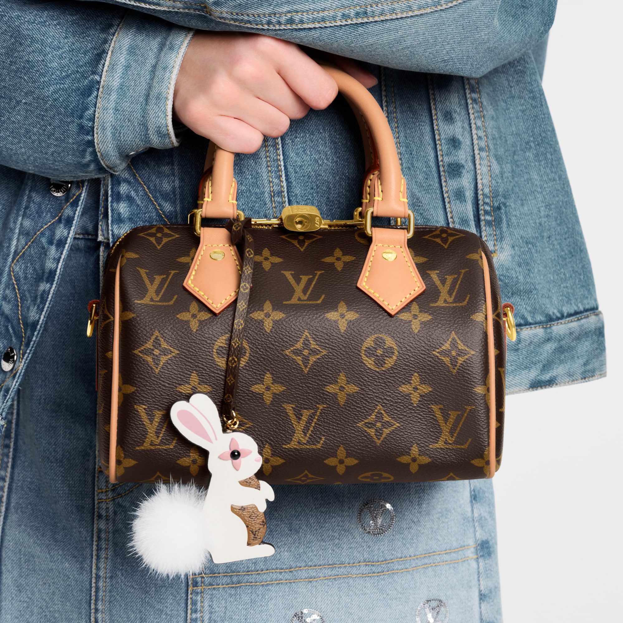 Colgante para bolso Rabbit LV Furry Friend S00 Mujer Accesorios Llaveros y charms | LOUIS VUITTON (Zoom de producto)