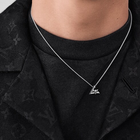 Colgante pequeño LV Volt One de oro blanco y diamante Joyería Categorías Joyería | LOUIS VUITTON (Zoom de producto)