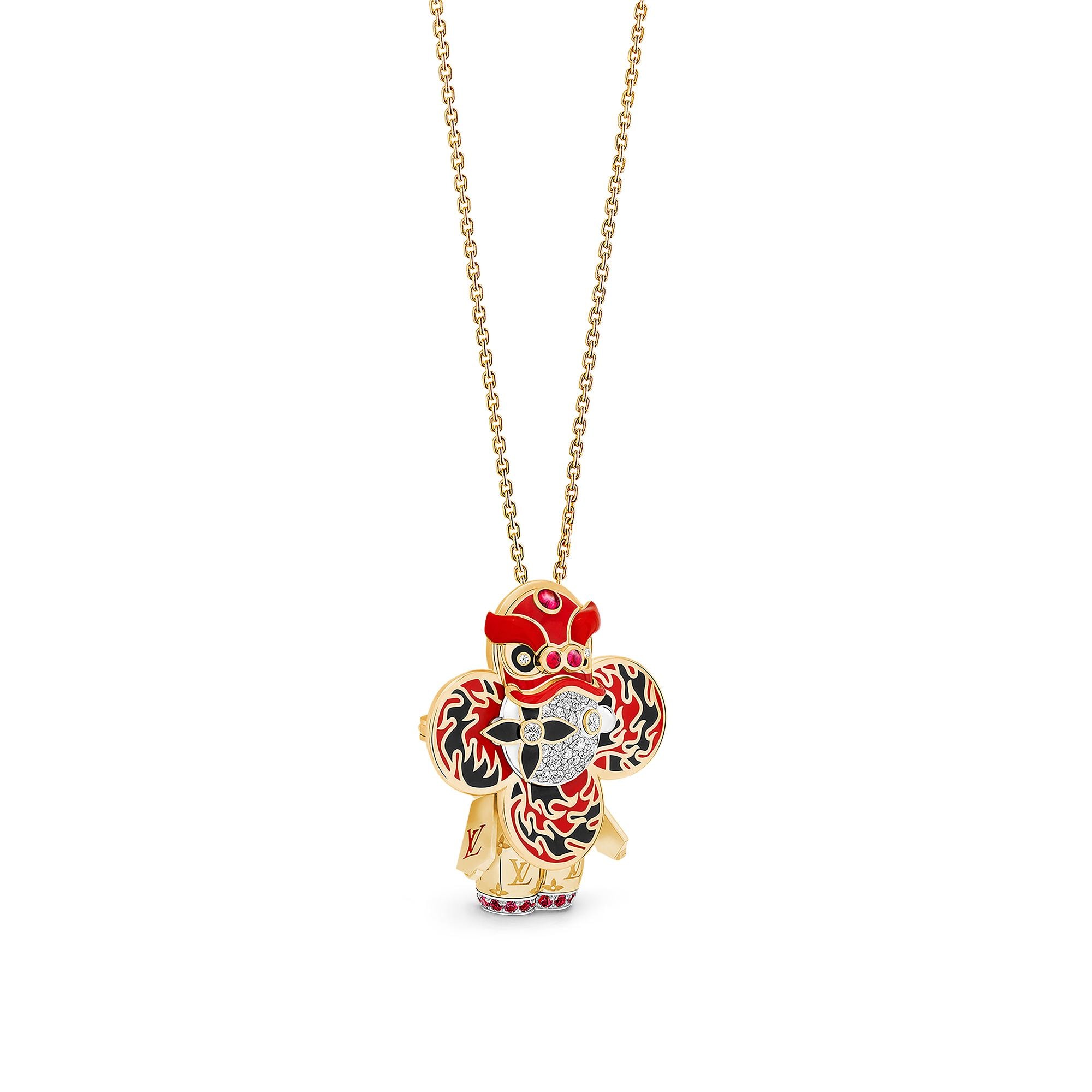Colgante Vivienne Red Lion Dance de oro amarillo, oro blanco, laca, diamantes y piedras preciosas rojas  Joyería Categorías Collares y colgantes | LOUIS VUITTON (Zoom de producto)
