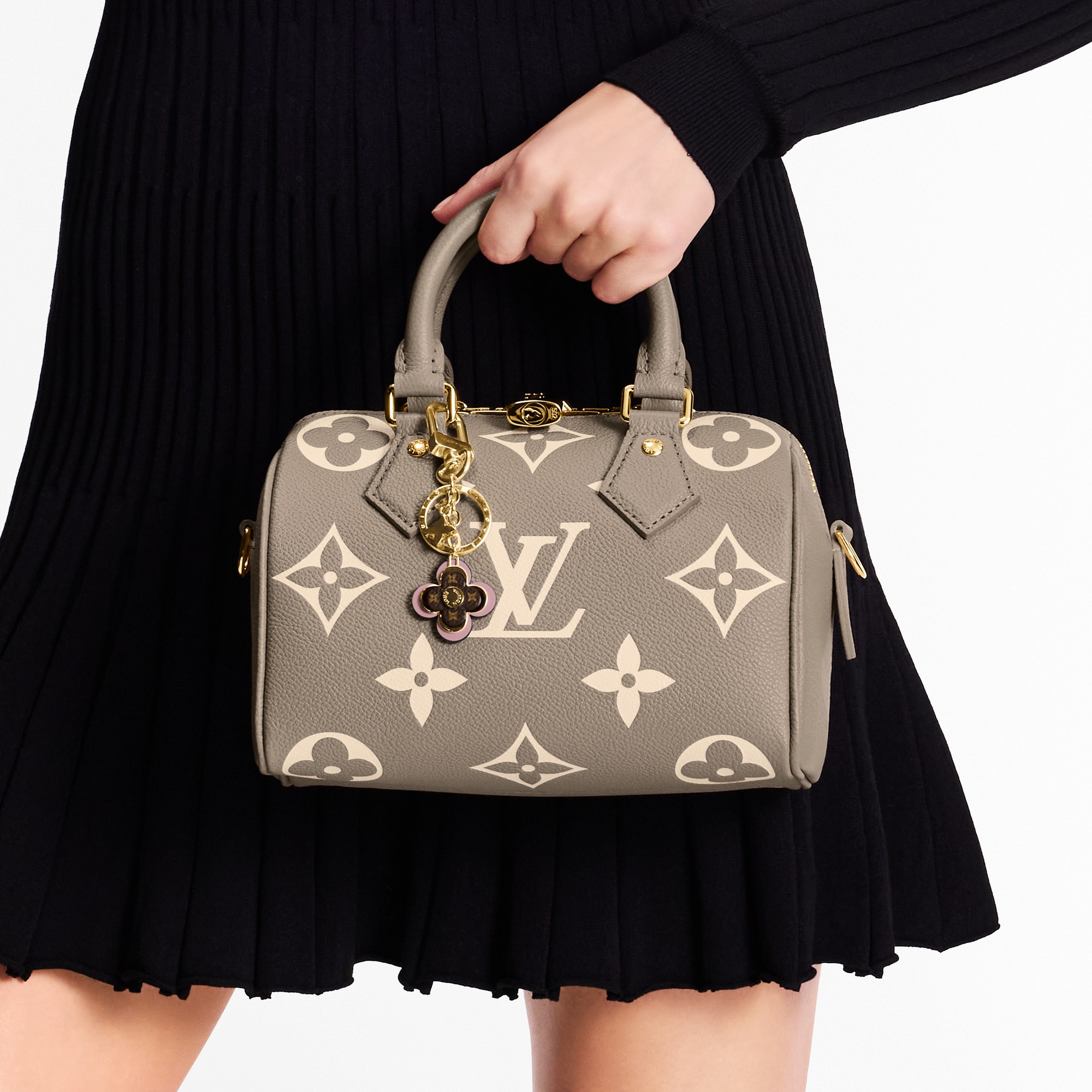 Colgante y llavero Blooming Flowers BB S00 Mujer Accesorios Llaveros y charms | LOUIS VUITTON (Zoom de producto)