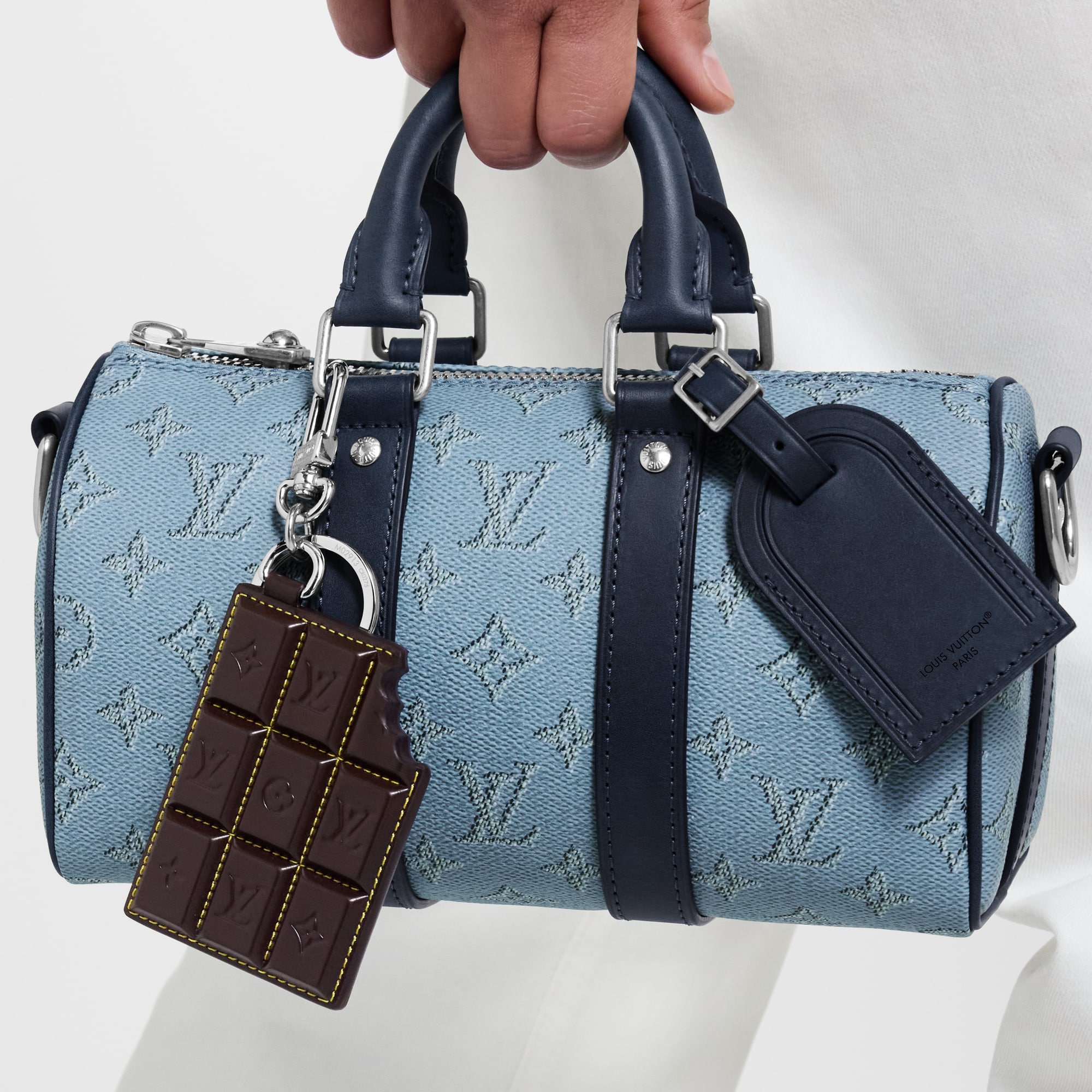 Colgante y llavero LV Chocolate Bar S00 Hombre Accesorios Llaveros y charms | LOUIS VUITTON (Zoom de producto)