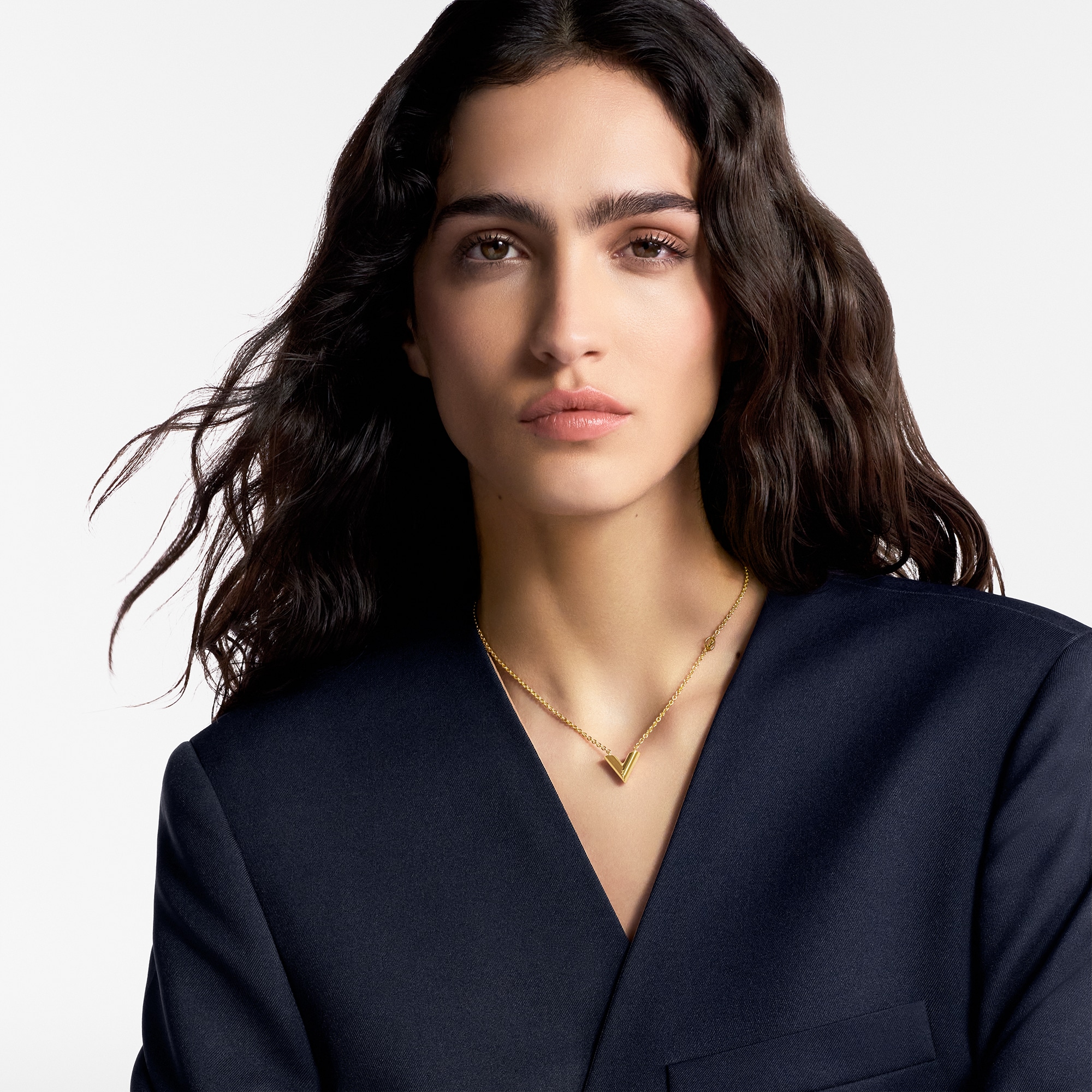 Collar Essential V S00 Mujer Bisutería Toda la bisutería | LOUIS VUITTON (Zoom de producto)