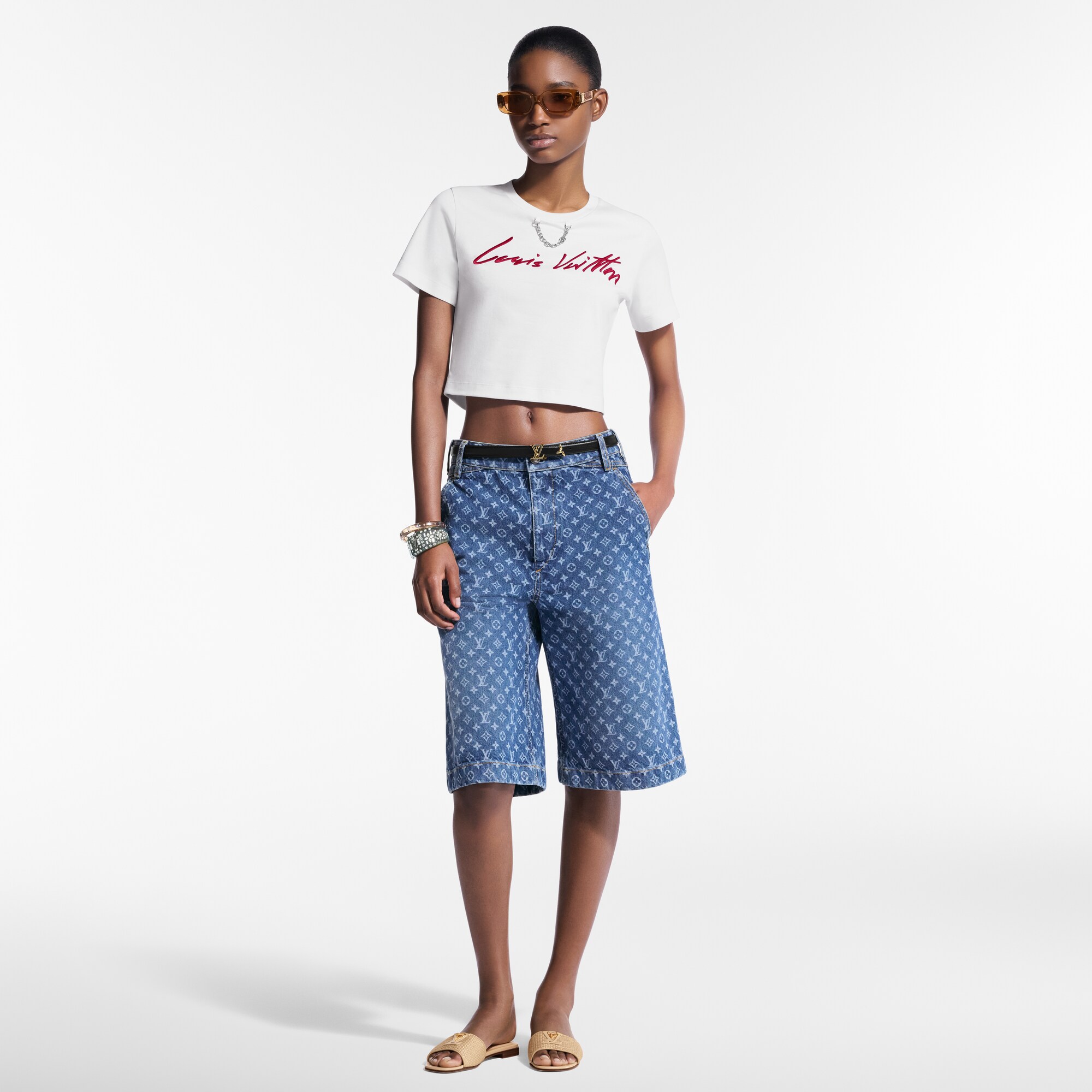 Crop top con distintivo en cursiva  Mujer Prêt-à-Porter Tops | LOUIS VUITTON (Zoom de producto)