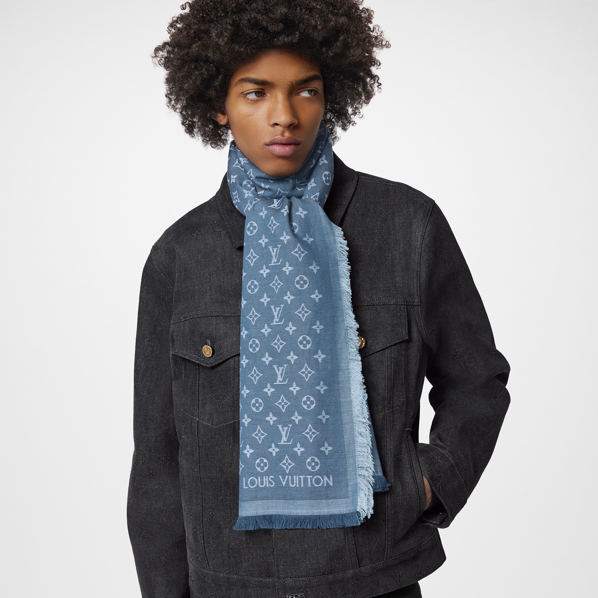 Étole Monogram Essential S00 Hombre Accesorios Bufandas | LOUIS VUITTON (Zoom de producto)