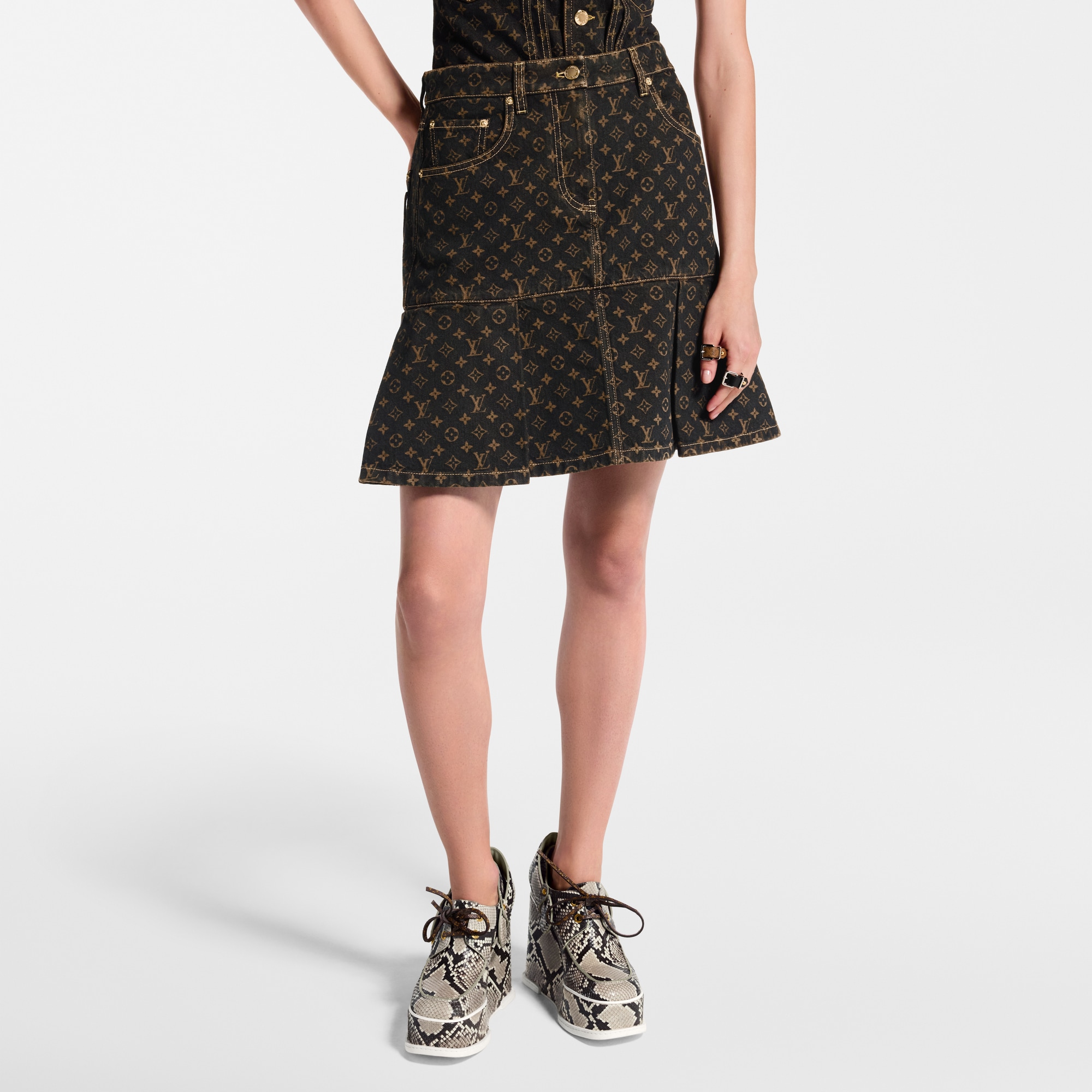 Falda vaquera Monogram plisada  Mujer Prêt-à-Porter Faldas y pantalones cortos | LOUIS VUITTON (Zoom de producto)