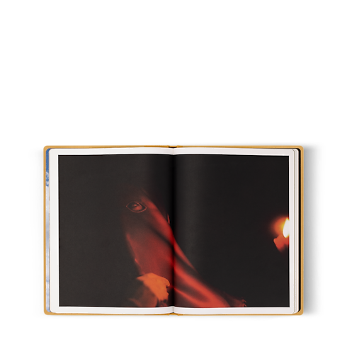 Fashion Eye Córdoba de Miles Aldridge Baúles, Viaje y Hogar Libros Fashion Eye | LOUIS VUITTON (Zoom de producto)