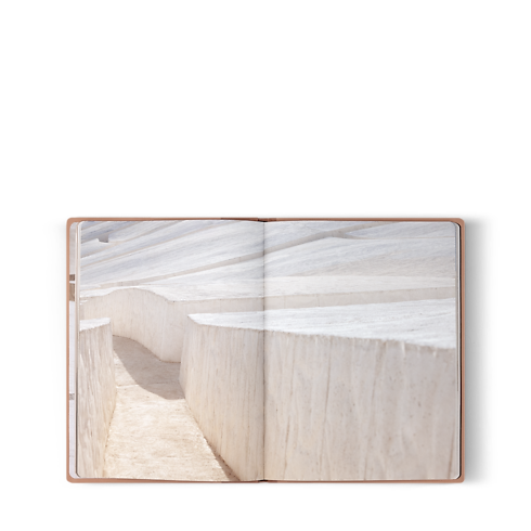 Fashion Eye Cretto di Burri Baúles, Viaje y Hogar Libros Fashion Eye | LOUIS VUITTON (Zoom de producto)