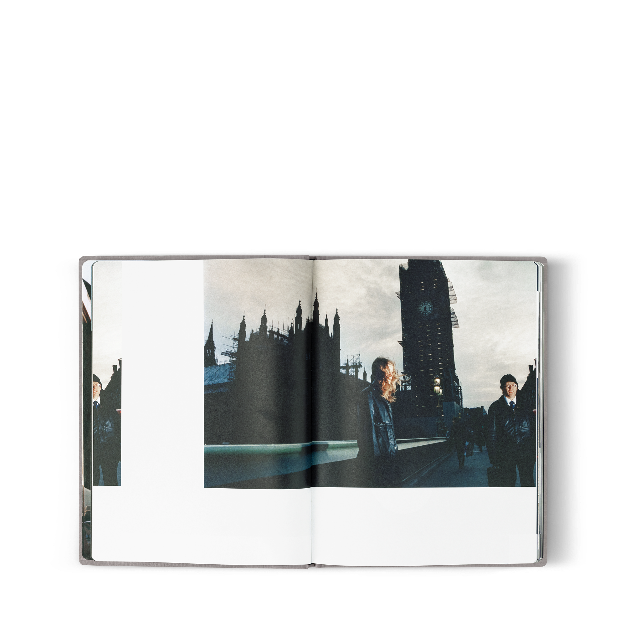 Fashion Eye Londres  Baúles, Viaje y Hogar Libros Fashion Eye | LOUIS VUITTON (Zoom de producto)