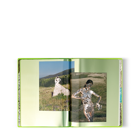 Fashion Eye Ukraine Baúles, Viaje y Hogar Libros Fashion Eye | LOUIS VUITTON (Zoom de producto)