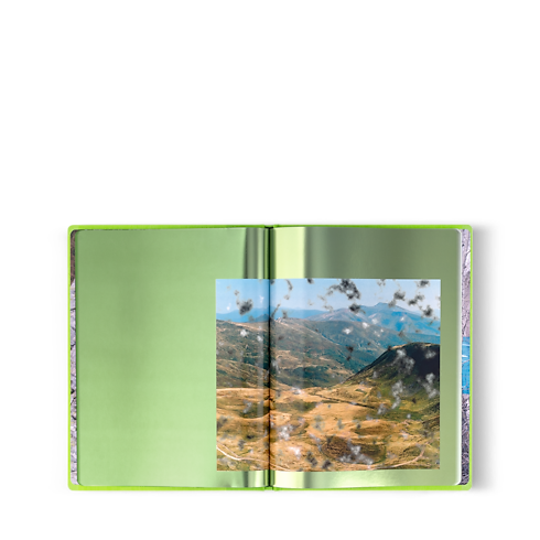 Fashion Eye Ukraine Baúles, Viaje y Hogar Libros Fashion Eye | LOUIS VUITTON (Zoom de producto)