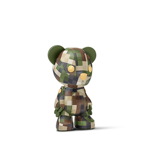 Figura Louis Damoflage Nylon Baúles, Viaje y Hogar Lo más destacado Campaña Art of Living | LOUIS VUITTON (Zoom de producto)