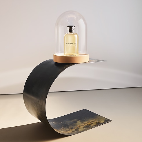 Flacon d'Exception - L'Immensité Perfumes y Beauty Creaciones excepcionales Flacon d'Exception | LOUIS VUITTON (Zoom de producto)