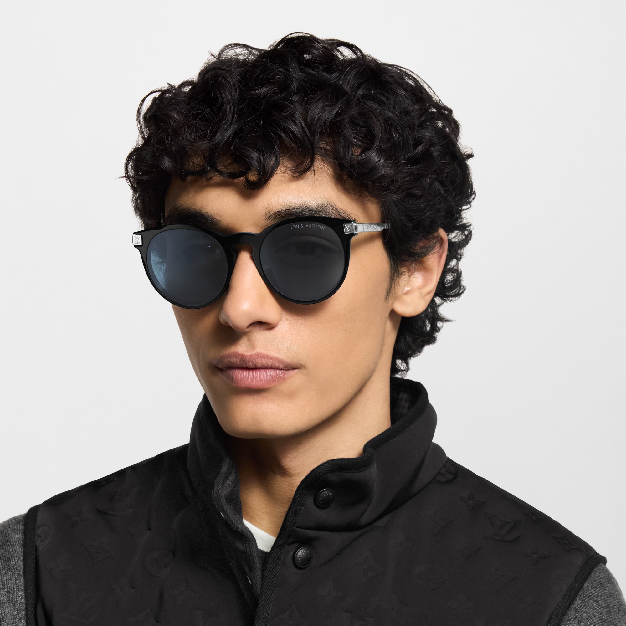 Gafas de sol LV Rise Round S00 Hombre Accesorios Gafas de sol | LOUIS VUITTON (Zoom de producto)