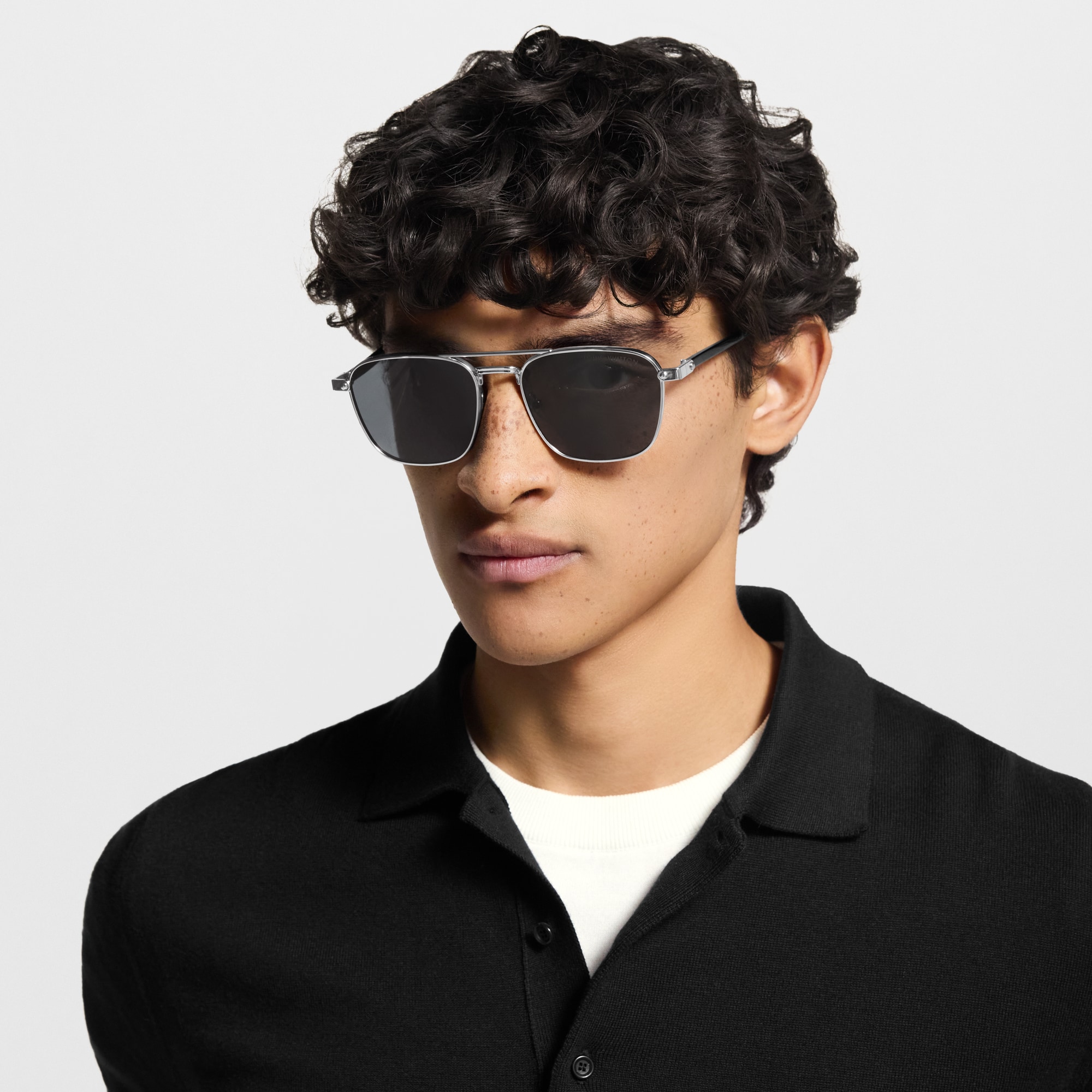 Gafas de sol LV Signature Metal Square S00 Hombre Accesorios Gafas de sol | LOUIS VUITTON (Zoom de producto)
