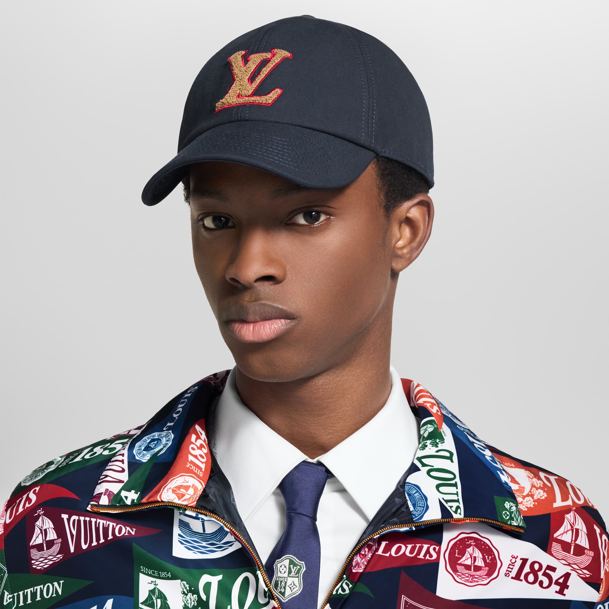 Gorra LV Club S00 Hombre Accesorios Sombreros, Gorros y Guantes | LOUIS VUITTON (Zoom de producto)