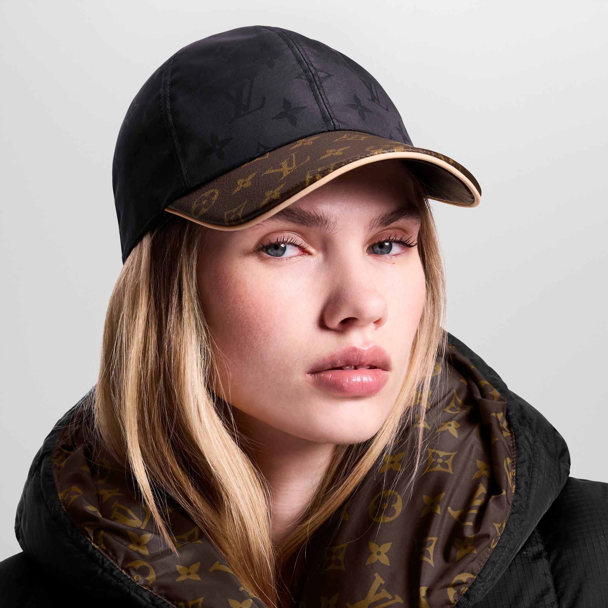 Gorra LV Get Ready S00 Mujer Accesorios Sombreros y Gorras | LOUIS VUITTON (Zoom de producto)