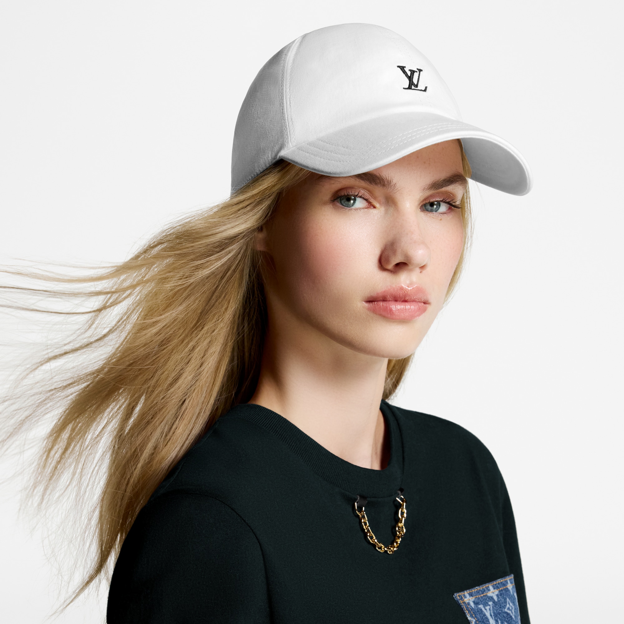 Gorra LV League S00 Mujer Accesorios Sombreros y Gorras | LOUIS VUITTON (Zoom de producto)