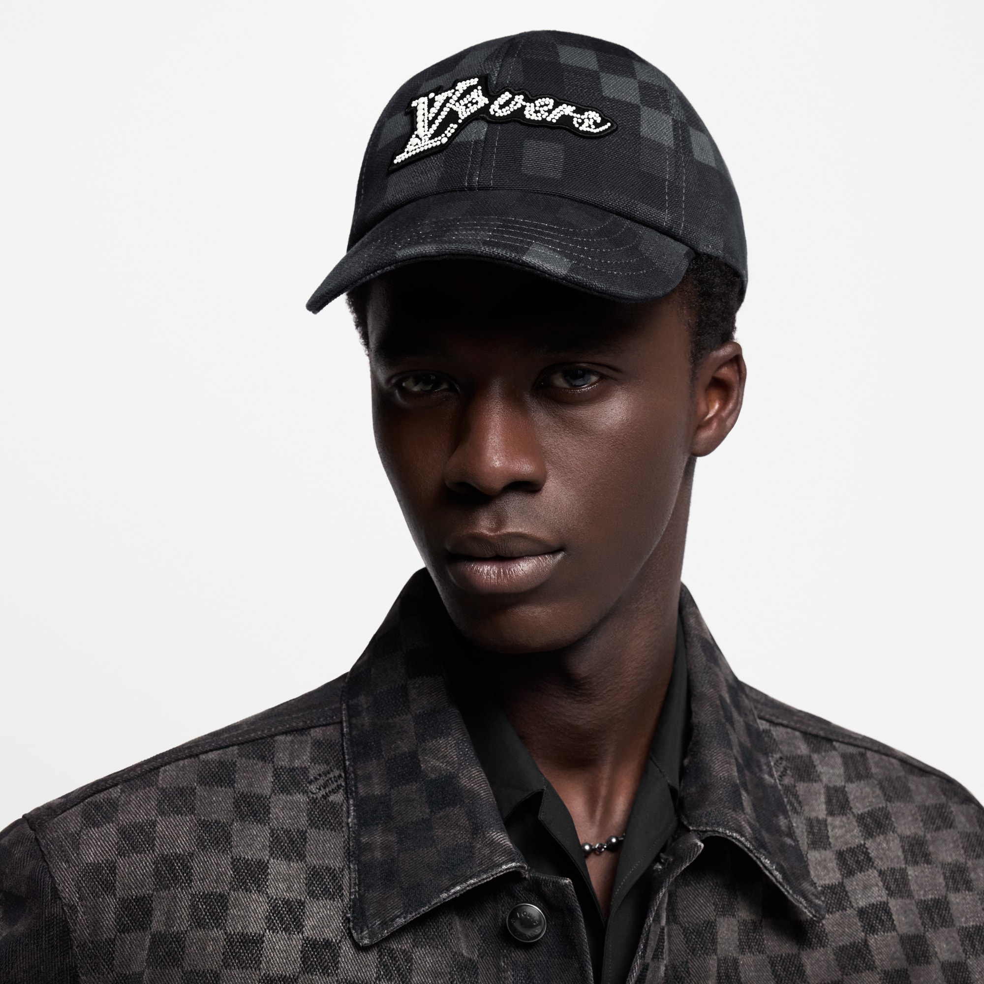 Gorra LV Vers Damoflage S00 Hombre Accesorios Sombreros, Gorros y Guantes | LOUIS VUITTON (Zoom de producto)