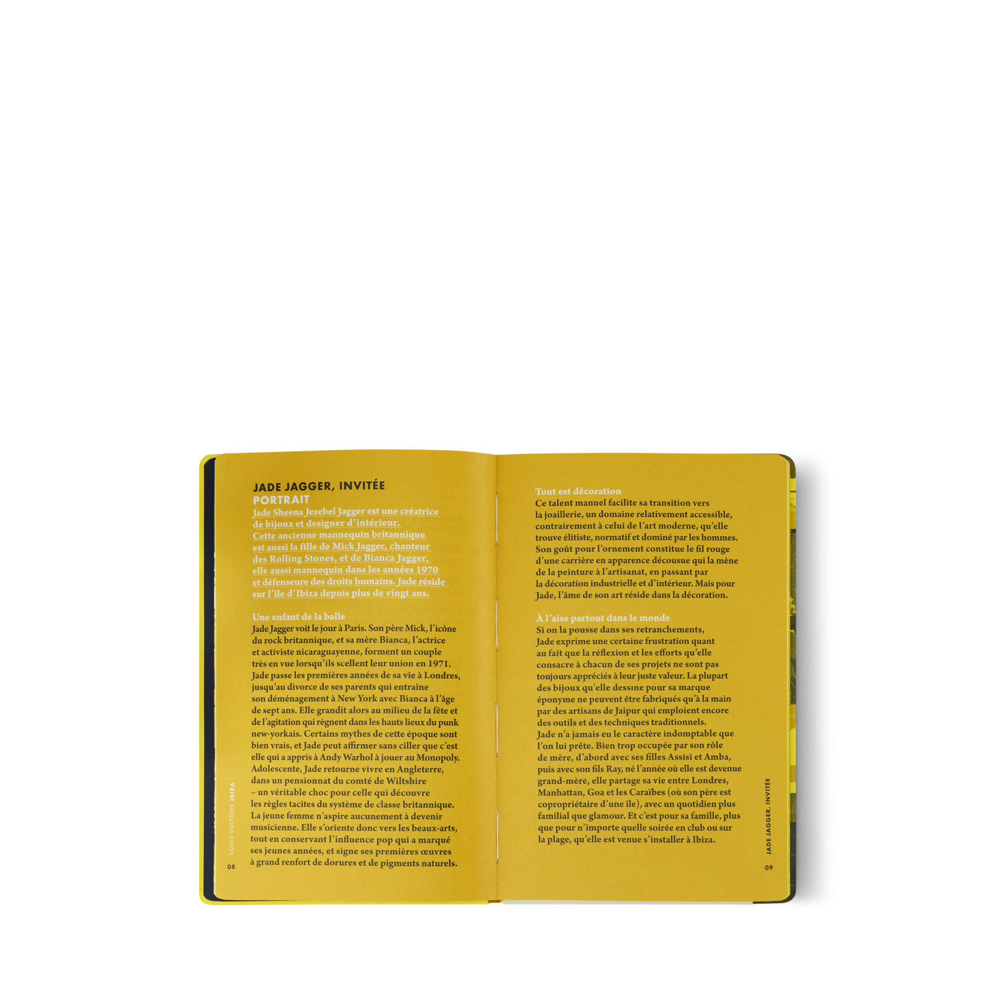 Guía de la ciudad de Ibiza, Resort de verano  Baúles, Viaje y Hogar Libros Guía de ciudad | LOUIS VUITTON (Zoom de producto)