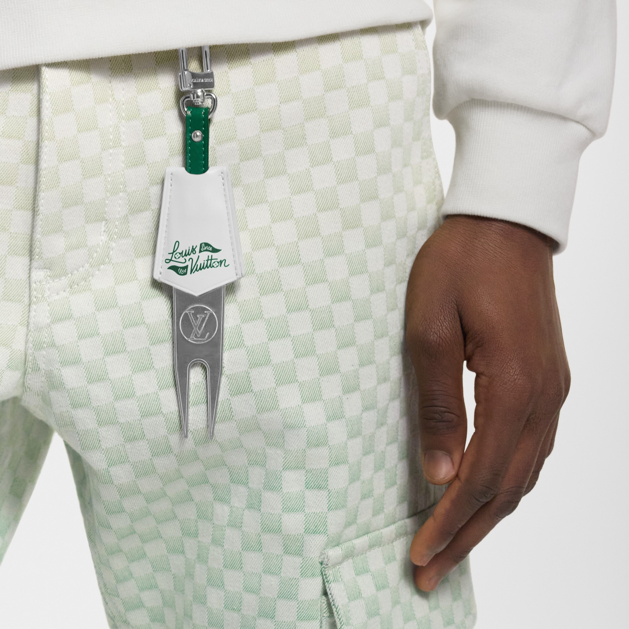 Herramienta para reparar chuletas de golf S00 Baúles, Viaje y Hogar Deportes y juegos } | LOUIS VUITTON (Zoom de producto)