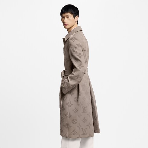 Impermeable con motivo Monogram bordado Hombre Prêt-à-Porter Cazadoras y abrigos | LOUIS VUITTON (Zoom de producto)