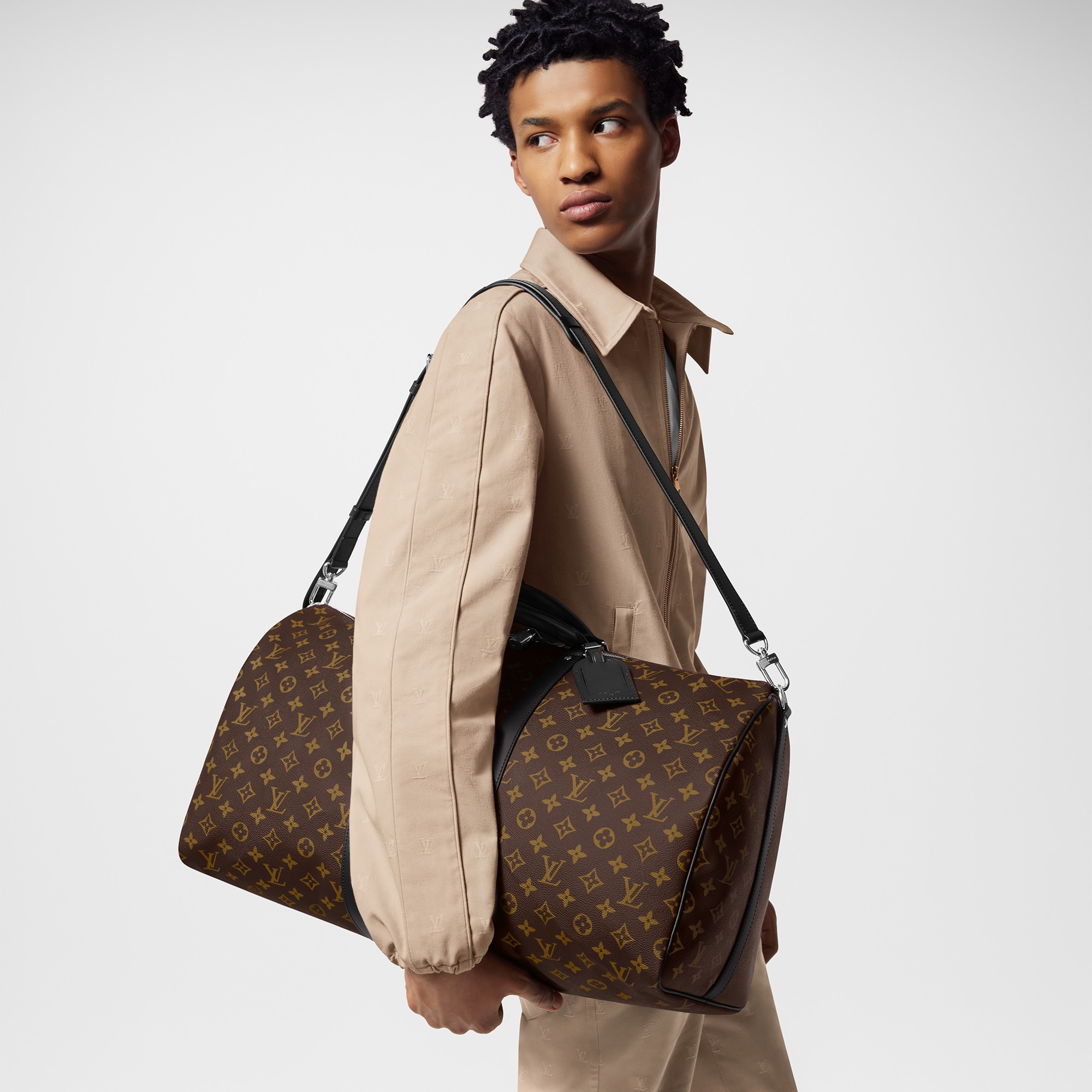 Keepall 55 con bandolera Lona Monogram Macassar Bolsos y pequeña marroquinería Personalización de artículos de cuero } | LOUIS VUITTON (Zoom de producto)