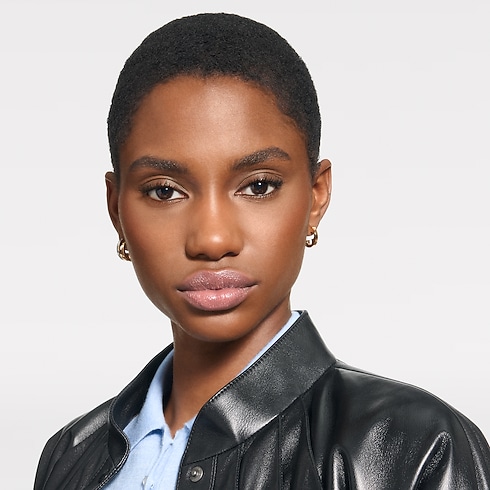 LV Baume - Bálsamo labial Perfumes y Beauty Labios } | LOUIS VUITTON (Zoom de producto)