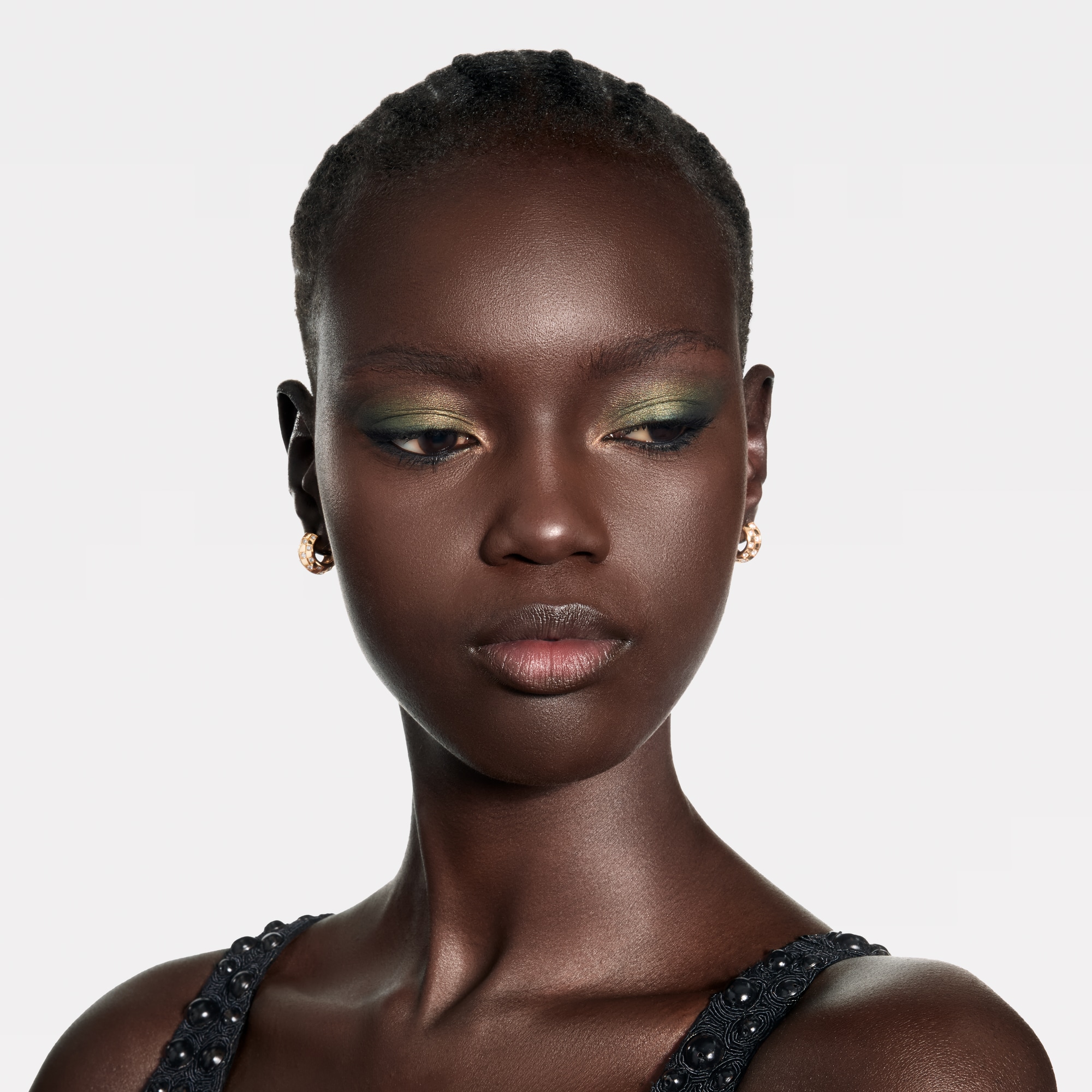 LV Ombres - Paleta de sombras de ojos  Perfumes y Beauty Ojos } | LOUIS VUITTON (Zoom de producto)