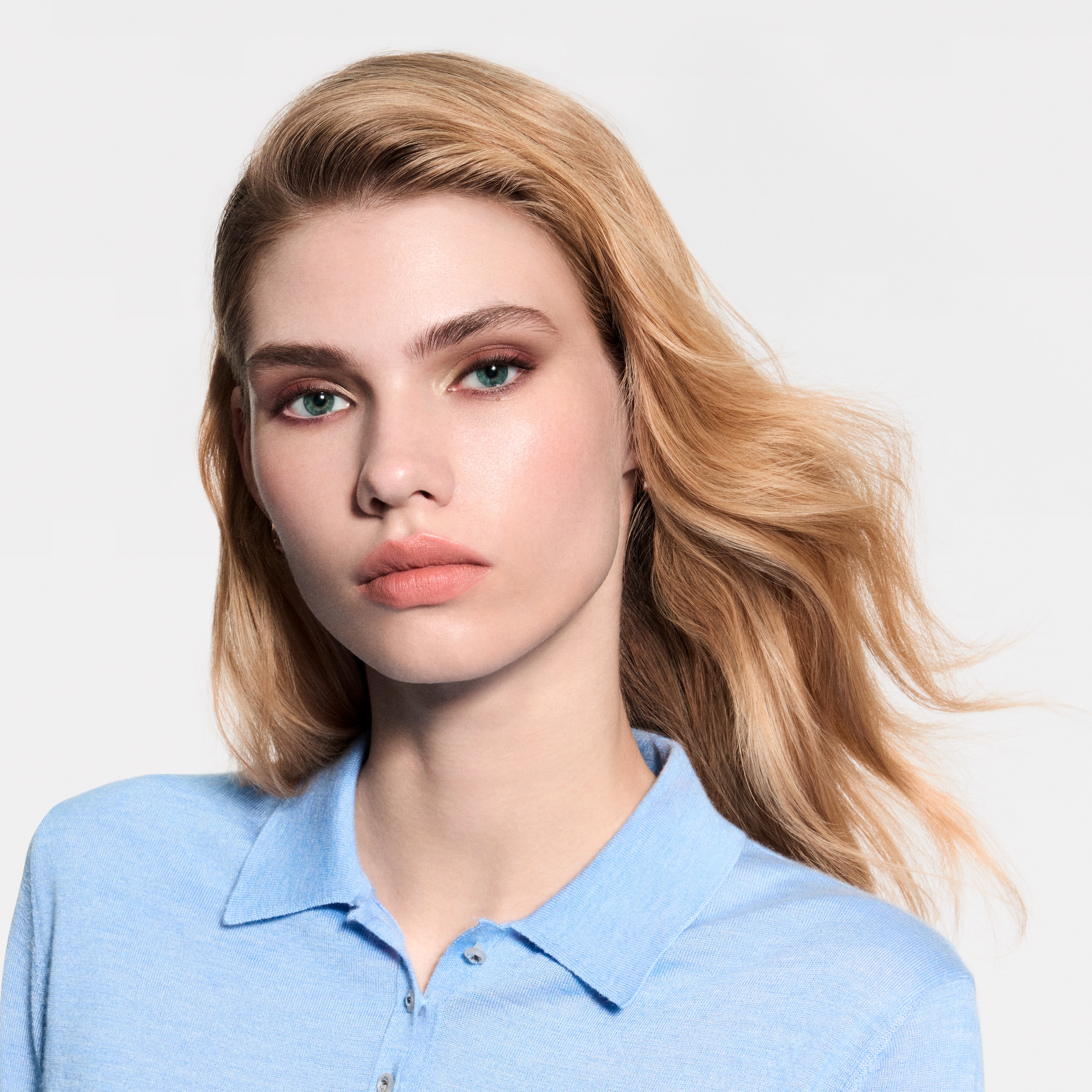 LV Ombres - Recarga para paleta de sombras de ojos  Perfumes y Beauty Ojos } | LOUIS VUITTON (Zoom de producto)