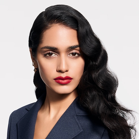 LV Rouge - Barra de labios mate Perfumes y Beauty Labios } | LOUIS VUITTON (Zoom de producto)